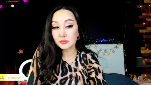 Snapshot of julianna_jamii chatting on 15, 12, 2024 Julianna online show from 15, 12, 2024