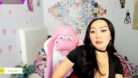 Snapshot of julianna_jamii chatting on 2, 11, 2025 Julianna online show from 2, 11, 2025