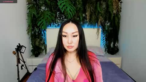 Snapshot of julianna_jamii chatting on 9, 11, 2025 Julianna online show from 9, 11, 2025