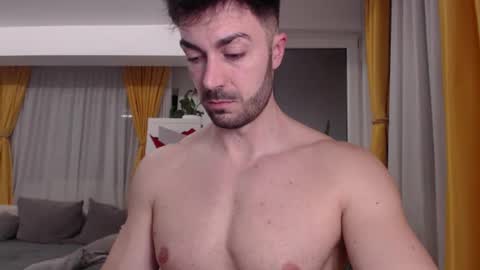 JulianRoyce online show from 5, 4, 2026