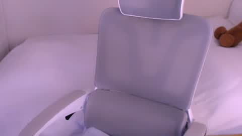 juliarichards online show from 14, 7, 2026