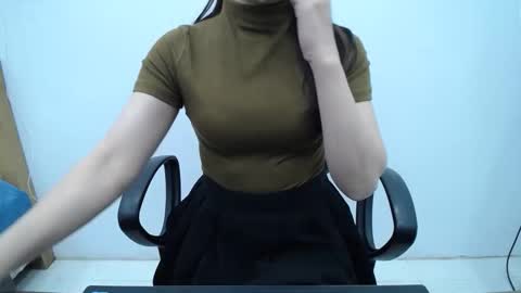 julie9x online show from 3, 3, 2026