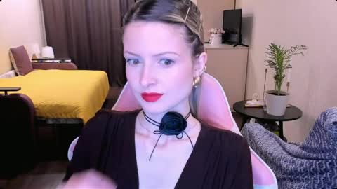 Julie online show from 15, 4, 2026