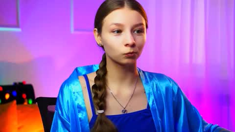 Snapshot of juliedaniel chatting on 5, 2, 2026 juliedaniel online show from 5, 2, 2026