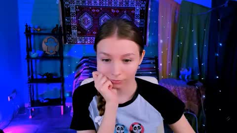 Snapshot of juliedaniel chatting on 2, 3, 2026 juliedaniel online show from 2, 3, 2026