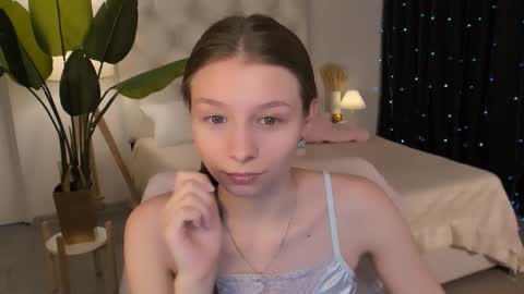 Snapshot of juliedaniel chatting on 3, 3, 2026 juliedaniel online show from 3, 3, 2026