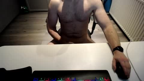 Snapshot of julienneedyou chatting on 12, 6, 2026 julienneedyou online show from 12, 6, 2026