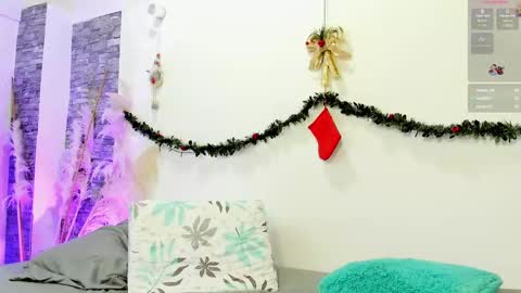 Snapshot of julieta_333 chatting on 6, 1, 2025 julieta_333 online show from 6, 1, 2025