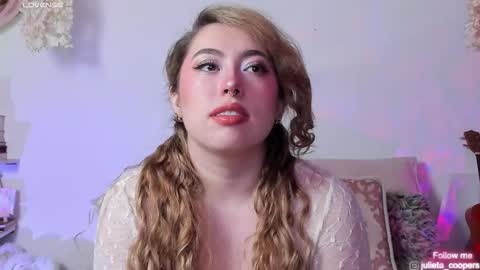 Juli  online show from 15, 3, 2026