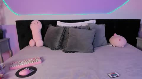 Snapshot of julieta_cortes__ chatting on 3, 12, 2025 Julieta online show from 3, 12, 2025