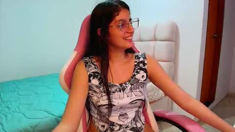 Snapshot of julieta_rose19 chatting on 15, 11, 2025 julieta_rose19 online show from 15, 11, 2025