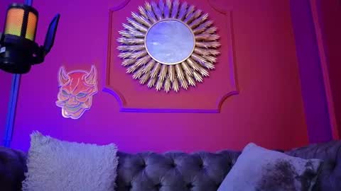 Snapshot of julieta_russell chatting on 18, 2, 2026 Julieta online show from 18, 2, 2026