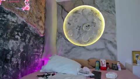 julietakane online show from 18, 1, 2026