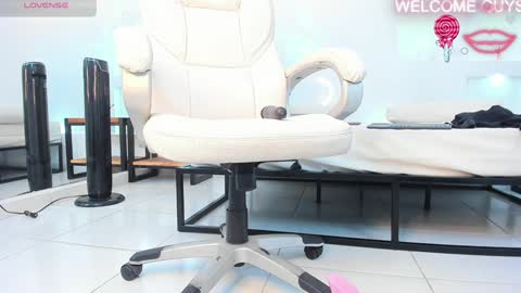 Snapshot of julietha_taylor chatting on 23, 1, 2025 Julietha online show from 23, 1, 2025