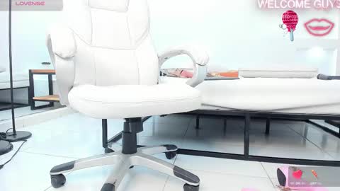 Snapshot of julietha_taylor chatting on 19, 2, 2025 Julietha online show from 19, 2, 2025