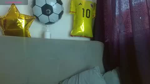 juliethamarquezz online show from 4, 7, 2026