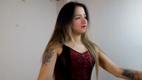 Snapshot of julietta__jackson chatting on 10, 11, 2025 Julietta Jackson online show from 10, 11, 2025