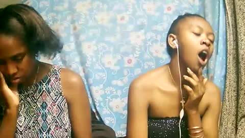 Snapshot of juliette9794 chatting on 29, 9, 2025 juliette9794 online show from 29, 9, 2025