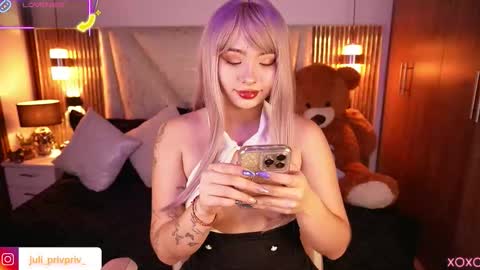 jullianapriv_ online show from 27, 2, 2026