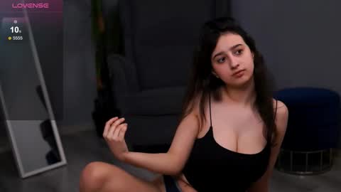 Snapshot of jullyfox chatting on 2, 2, 2026 Foxy online show from 2, 2, 2026