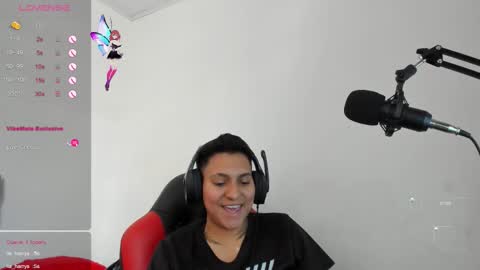 Snapshot of julya_smith_69 chatting on 7, 10, 2025 Julya Smith online show from 7, 10, 2025