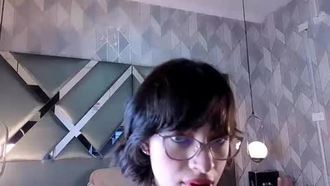 junecollins online show from 6, 2, 2026