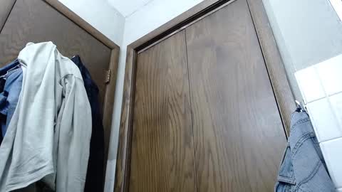 Snapshot of junk_yard_dog chatting on 23, 1, 2025 Dave online show from 23, 1, 2025