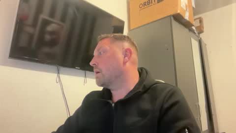 Junky online show from 12, 4, 2026