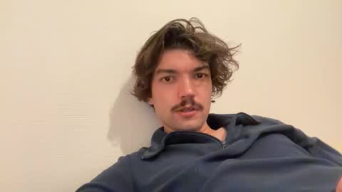 just_a_guy_with_a_big_cock online show from 2, 11, 2025