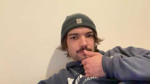 just_a_guy_with_a_big_cock online show from 10, 1, 2026