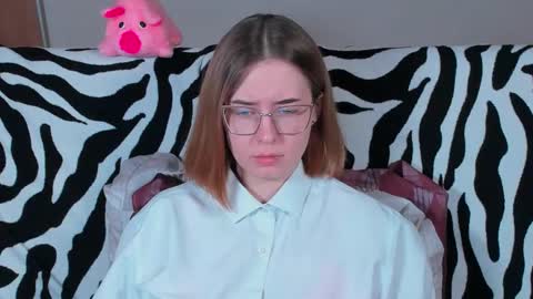 Nika and Mark online show from 5, 3, 2025