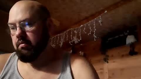 Snapshot of just_hangin_around chatting on 29, 9, 2025 just_hangin_around online show from 29, 9, 2025