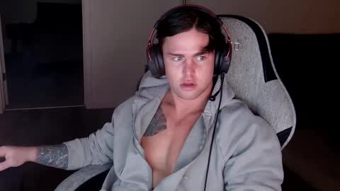 BlueEyedJayy online show from 3, 12, 2024