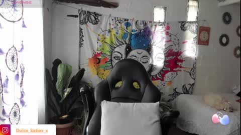 Snapshot of just_katiex chatting on 27, 1, 2025 Sofia online show from 27, 1, 2025