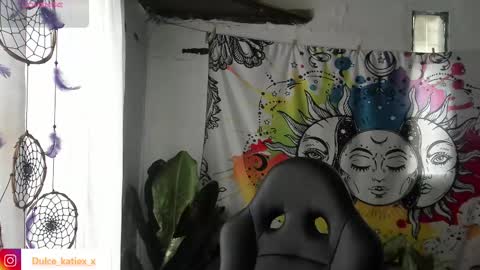 Snapshot of just_katiex chatting on 12, 2, 2025 Sofia online show from 12, 2, 2025