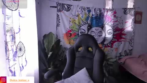 Snapshot of just_katiex chatting on 13, 2, 2025 Sofia online show from 13, 2, 2025