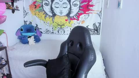 Sofia online show from 13, 4, 2026