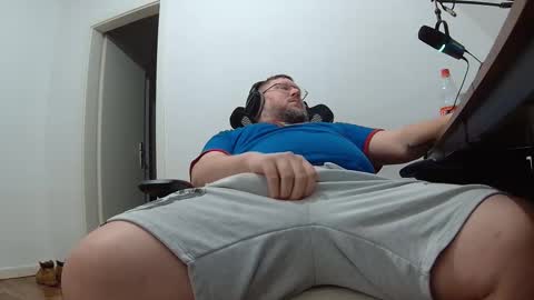 Just Flo ---  online show from 7, 3, 2026