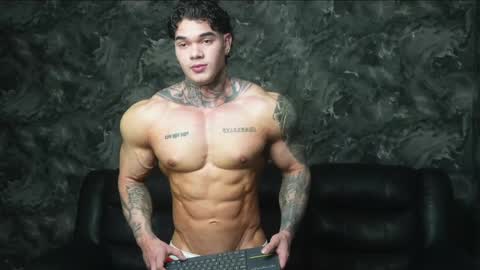 justin clark1 online show from 21, 4, 2026