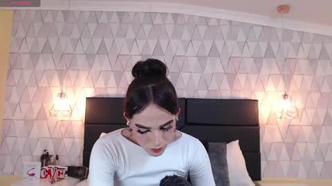 Justine online show from 4, 2, 2025