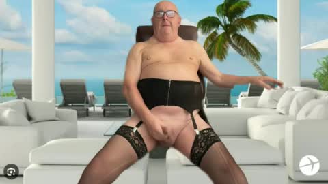 justlookingforfun68 online show from 24, 6, 2026
