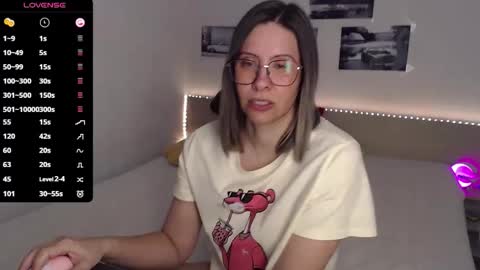 Snapshot of justmexy7 chatting on 25, 4, 2026 Julie online show from 25, 4, 2026