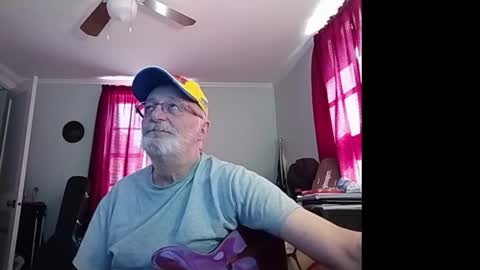 Snapshot of kabriggs136 chatting on 9, 2, 2026 kabriggs136 online show from 9, 2, 2026