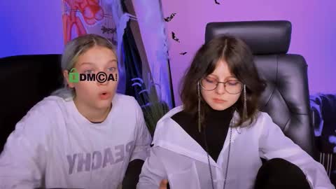 kaela_spell_ online show from 4, 11, 2025