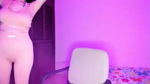 Snapshot of kaiahmont chatting on 11, 11, 2025 kaiahmont online show from 11, 11, 2025