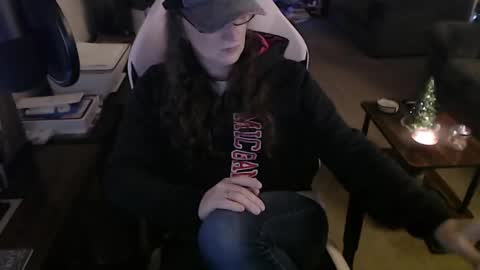 Snapshot of kait331 chatting on 17, 12, 2024 Camprincess331 online show from 17, 12, 2024