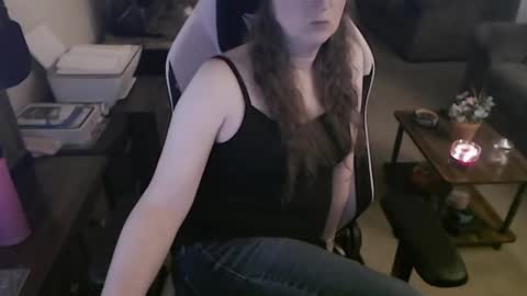 Snapshot of kait331 chatting on 8, 3, 2025 Camprincess331 online show from 8, 3, 2025