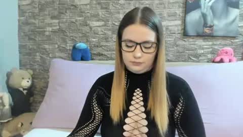 Snapshot of kalindahot chatting on 16, 7, 2026 kalindahot online show from 16, 7, 2026