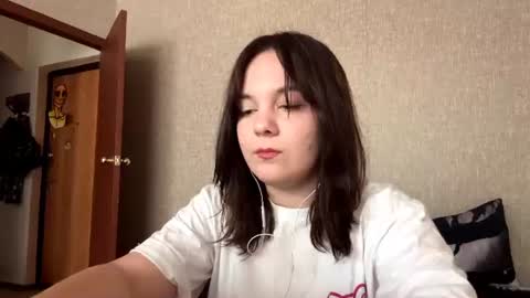 Snapshot of kamilahficorilli chatting on 18, 7, 2026 Kamilla online show from 18, 7, 2026