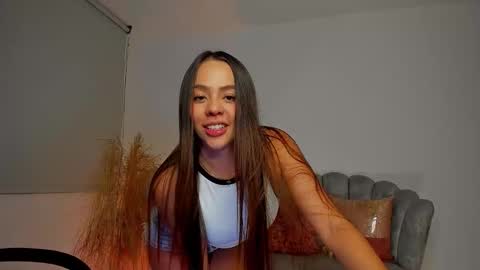 Snapshot of kamilamonroe chatting on 5, 2, 2026 Kamila Monroe online show from 5, 2, 2026